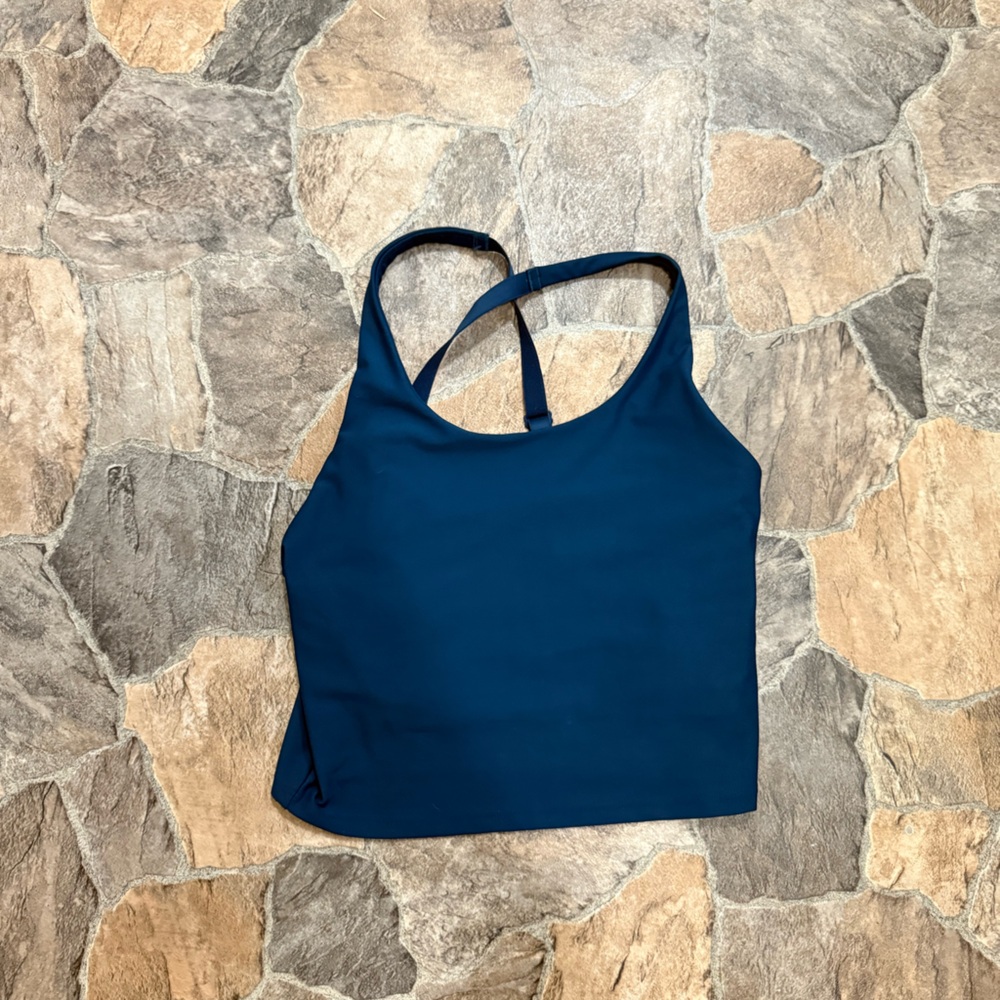 💗Old Navy Active Navy Top